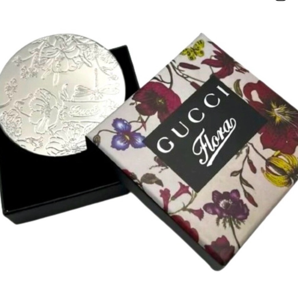NIB Gucci Flora Silver Compact